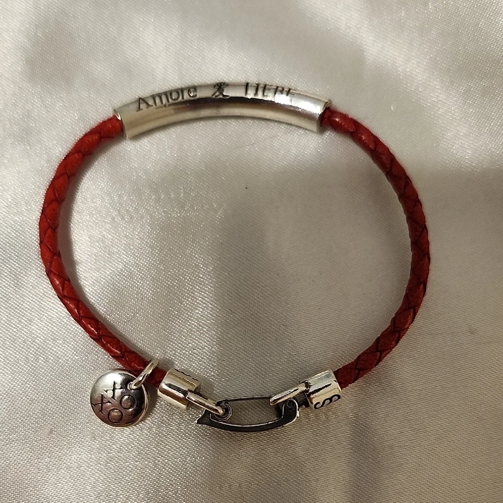 Elegant Silver and Red/Blue Bracelet Set - Picture 5 of 6